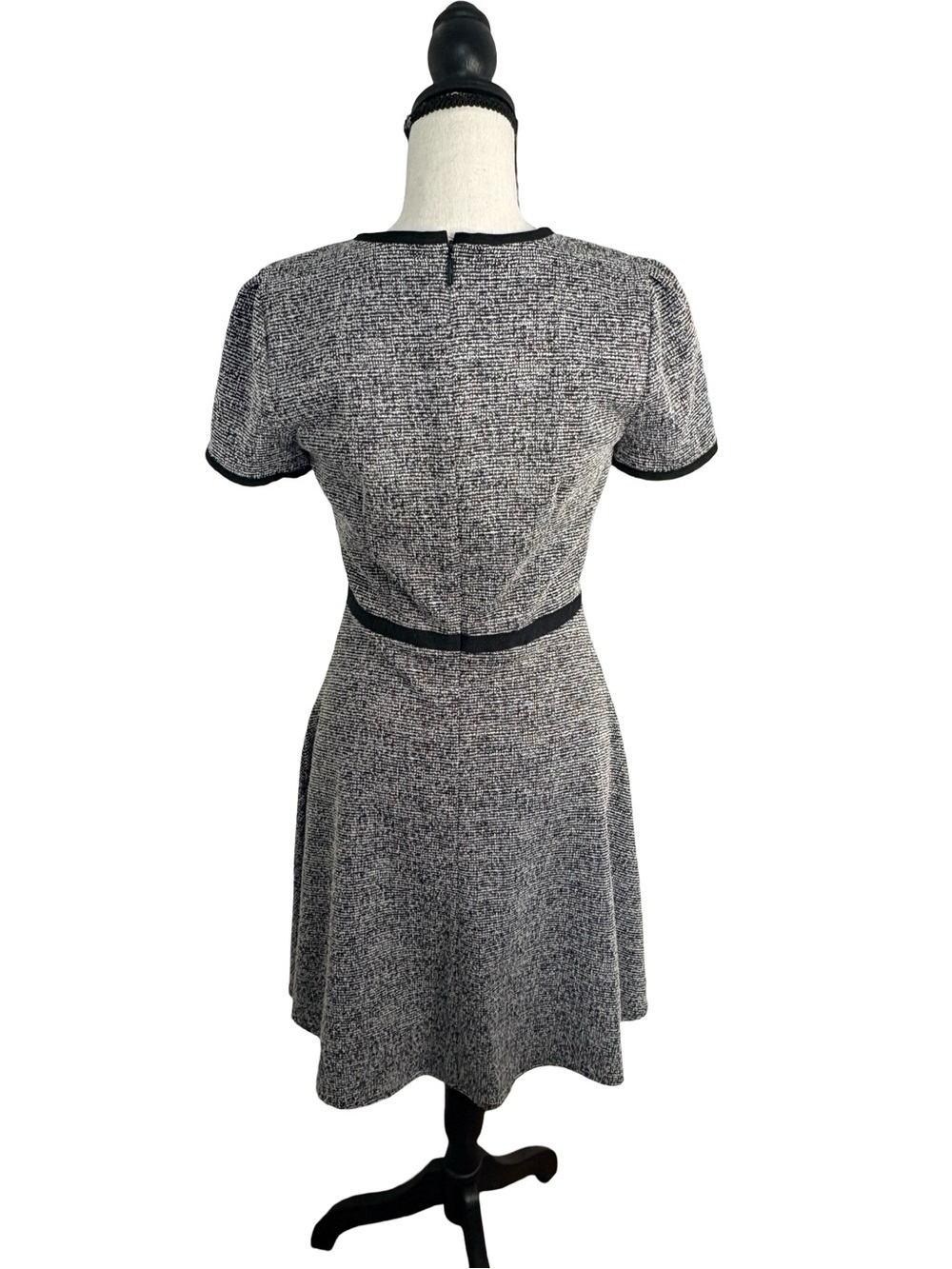 Karl Lagerfeld Paris Tweed Knit Fit & Flare Dress Size 4 Bow Neck - Picture 5 of 13